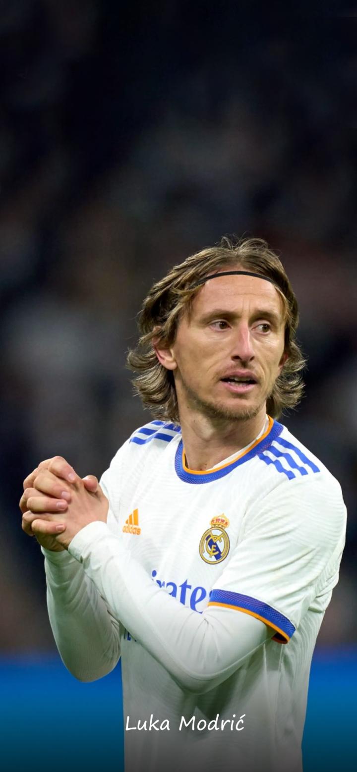 皮亚尼奇重返尤文训练基地，与斯帕莱蒂、基耶利尼合影